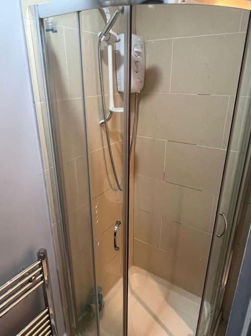 לונדון 001- Lovely 3-Bedroom Very Close To Oxford Street מראה חיצוני תמונה