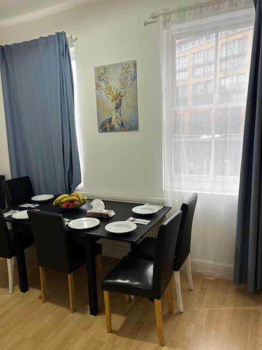 לונדון 001- Lovely 3-Bedroom Very Close To Oxford Street מראה חיצוני תמונה
