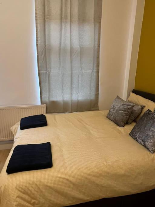 לונדון 001- Lovely 3-Bedroom Very Close To Oxford Street מראה חיצוני תמונה