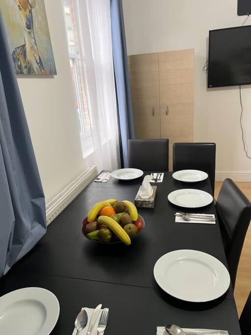 לונדון 001- Lovely 3-Bedroom Very Close To Oxford Street מראה חיצוני תמונה